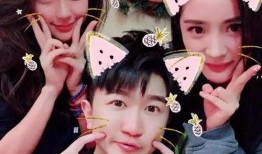 娱乐吃瓜酱闺蜜眼光变低,揭秘娱乐圈吃瓜酱品味大转变