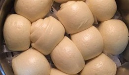 娱乐吃瓜酱馒头视频,揭秘网红美食背后的故事