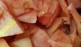 娱乐吃瓜酱炸串视频下载,揭秘网红美食背后的制作过程