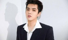 吃瓜娱乐圈男明星是谁啊,揭秘“吃瓜娱乐圈男明星”之谜